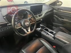 نيسان ألتيما